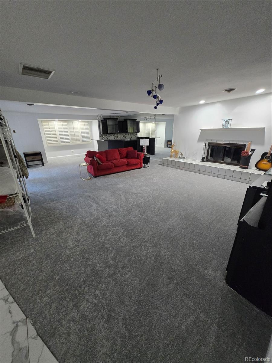 3040 Oak Street Lakewood CO 80215