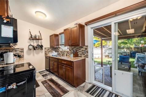 1619 Ensenada Street Aurora CO 80011