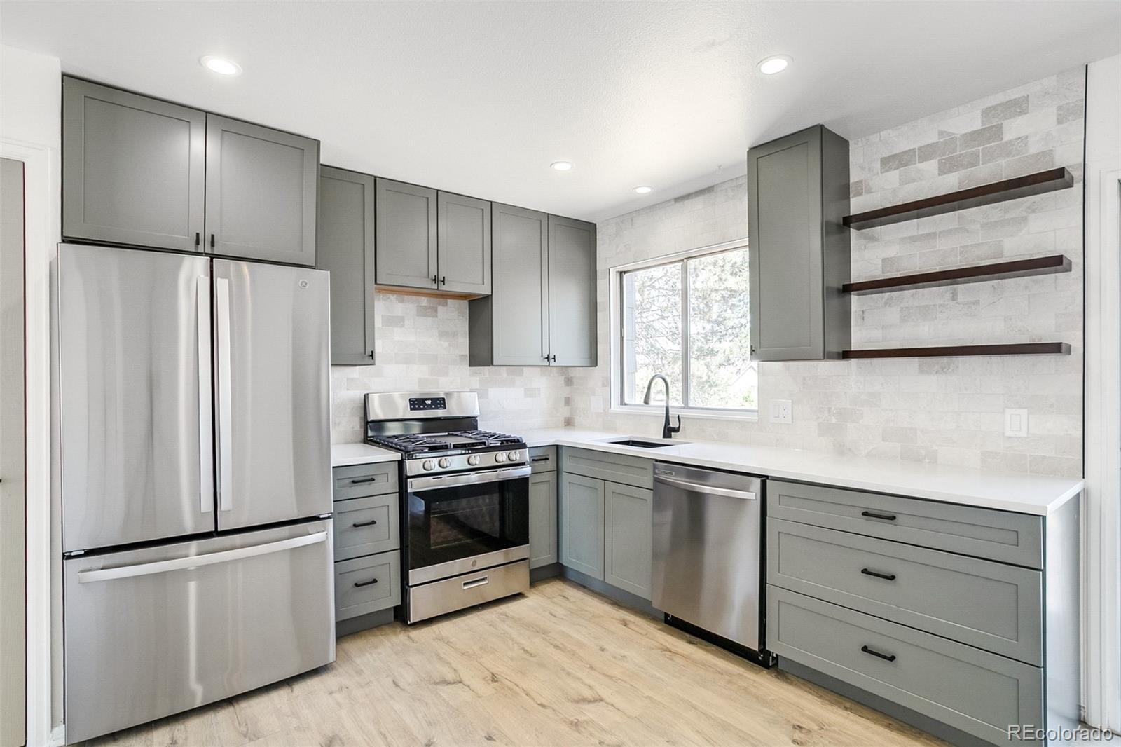 8165 W 93rd Way Broomfield CO 80021