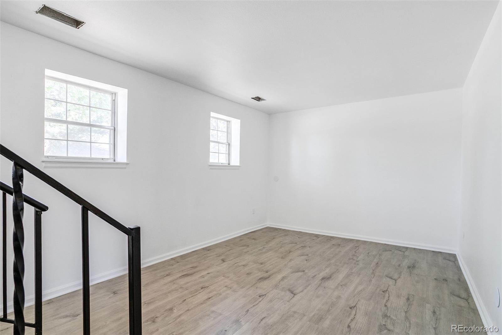 8165 W 93rd Way Broomfield CO 80021