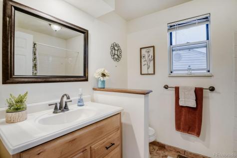 8883 W Quarto Avenue Littleton CO 80128