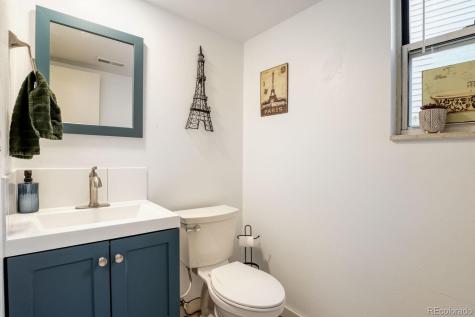 8883 W Quarto Avenue Littleton CO 80128