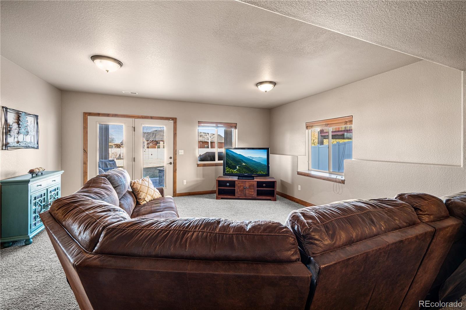 5411 Costa Mesa Pueblo CO 81005