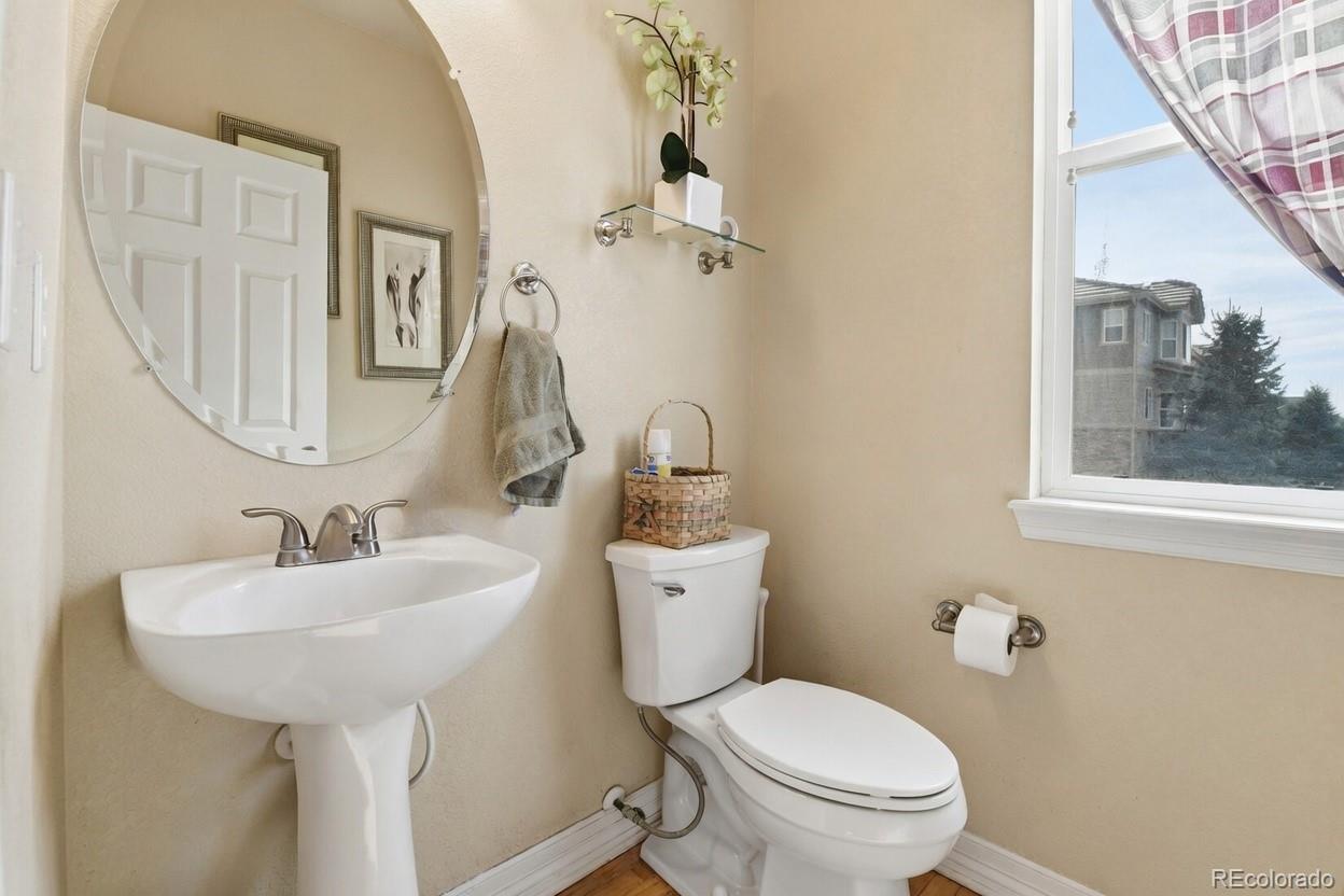 6875 S Buchanan Court Aurora CO 80016