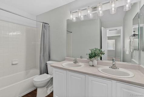 5644 S Zante Circle Aurora CO 80015