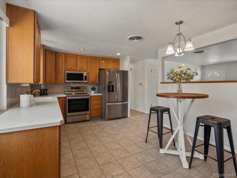 7162 Quay Street Arvada CO 80003