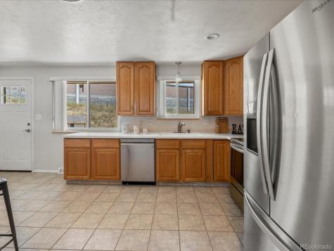 7162 Quay Street Arvada CO 80003