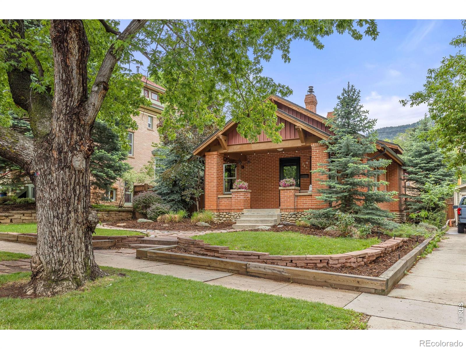 943 10th Street Boulder CO 80302