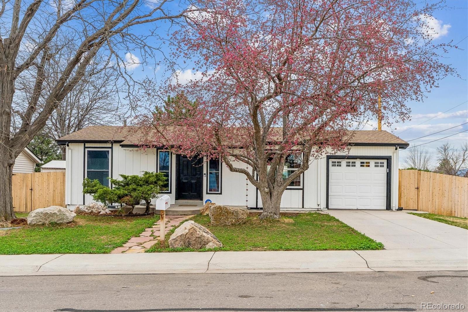 3550 W Mountain Road Englewood CO 80110