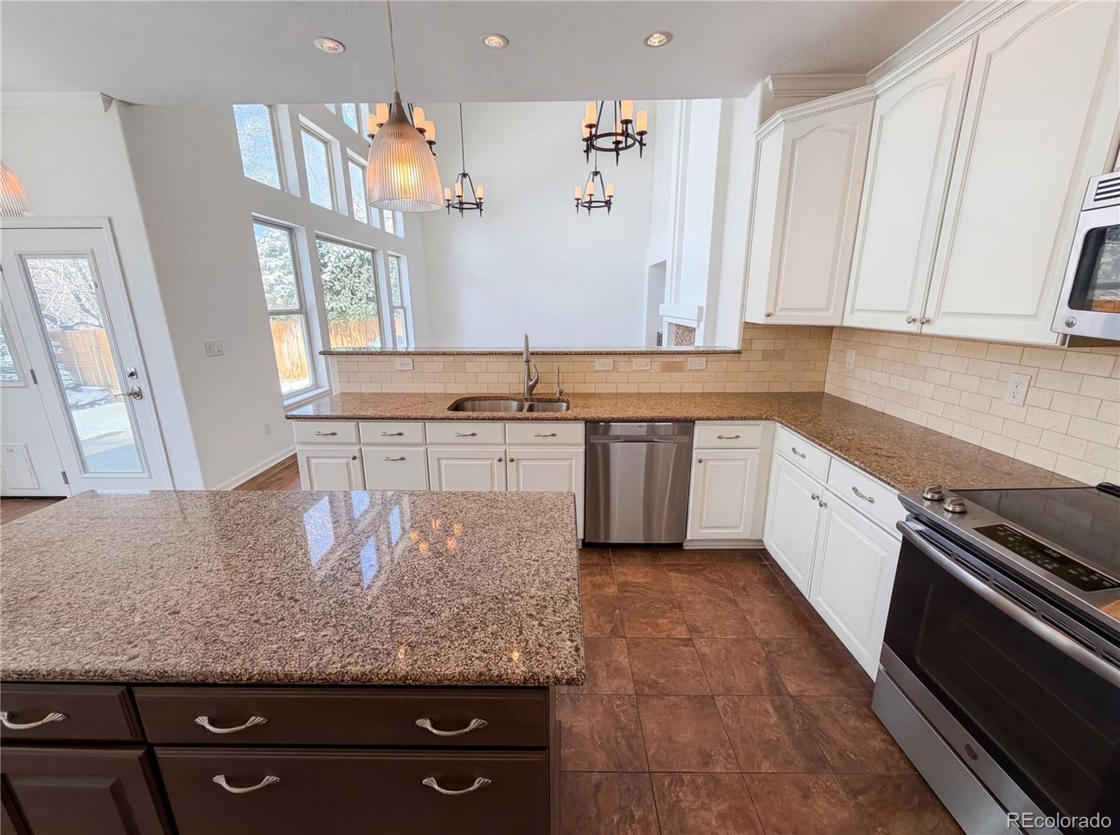 5817 S Espana Street Aurora CO 80015