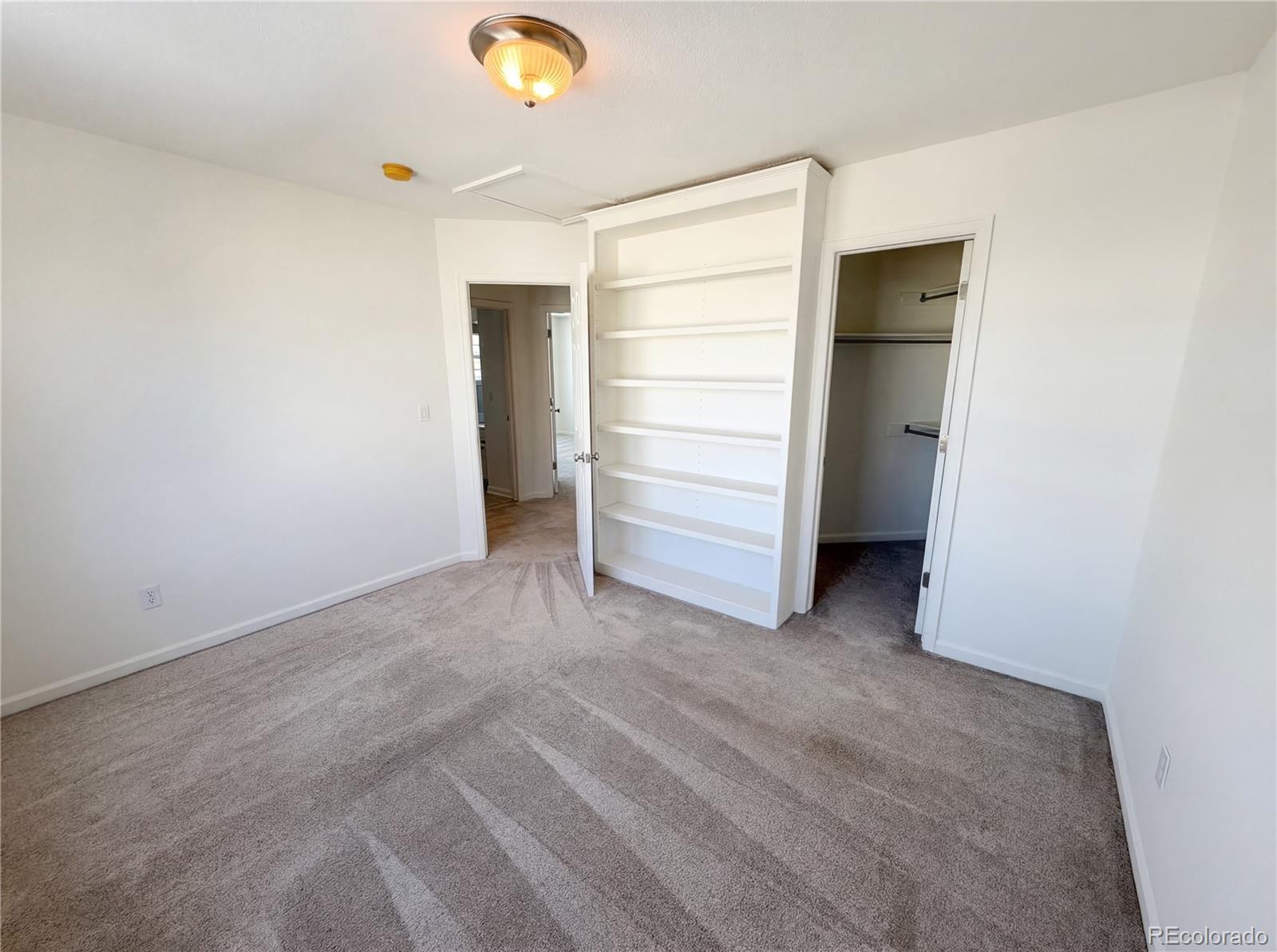 5817 S Espana Street Aurora CO 80015