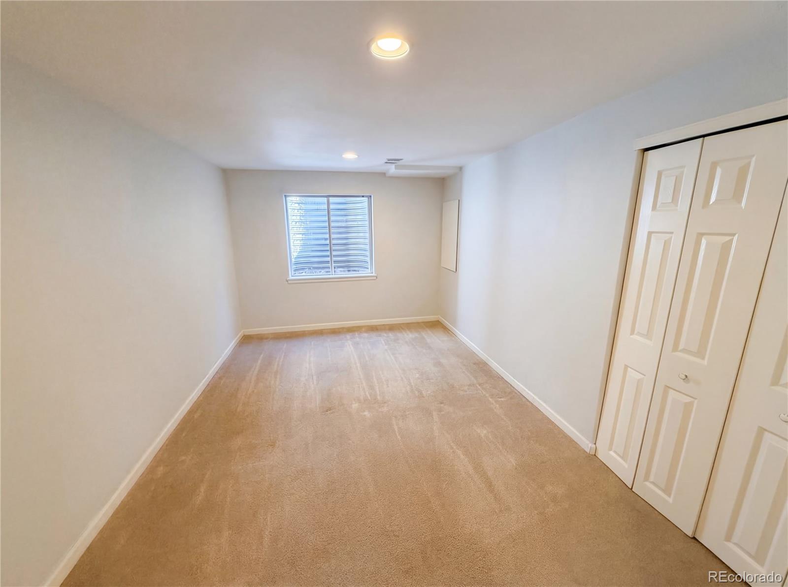 5817 S Espana Street Aurora CO 80015
