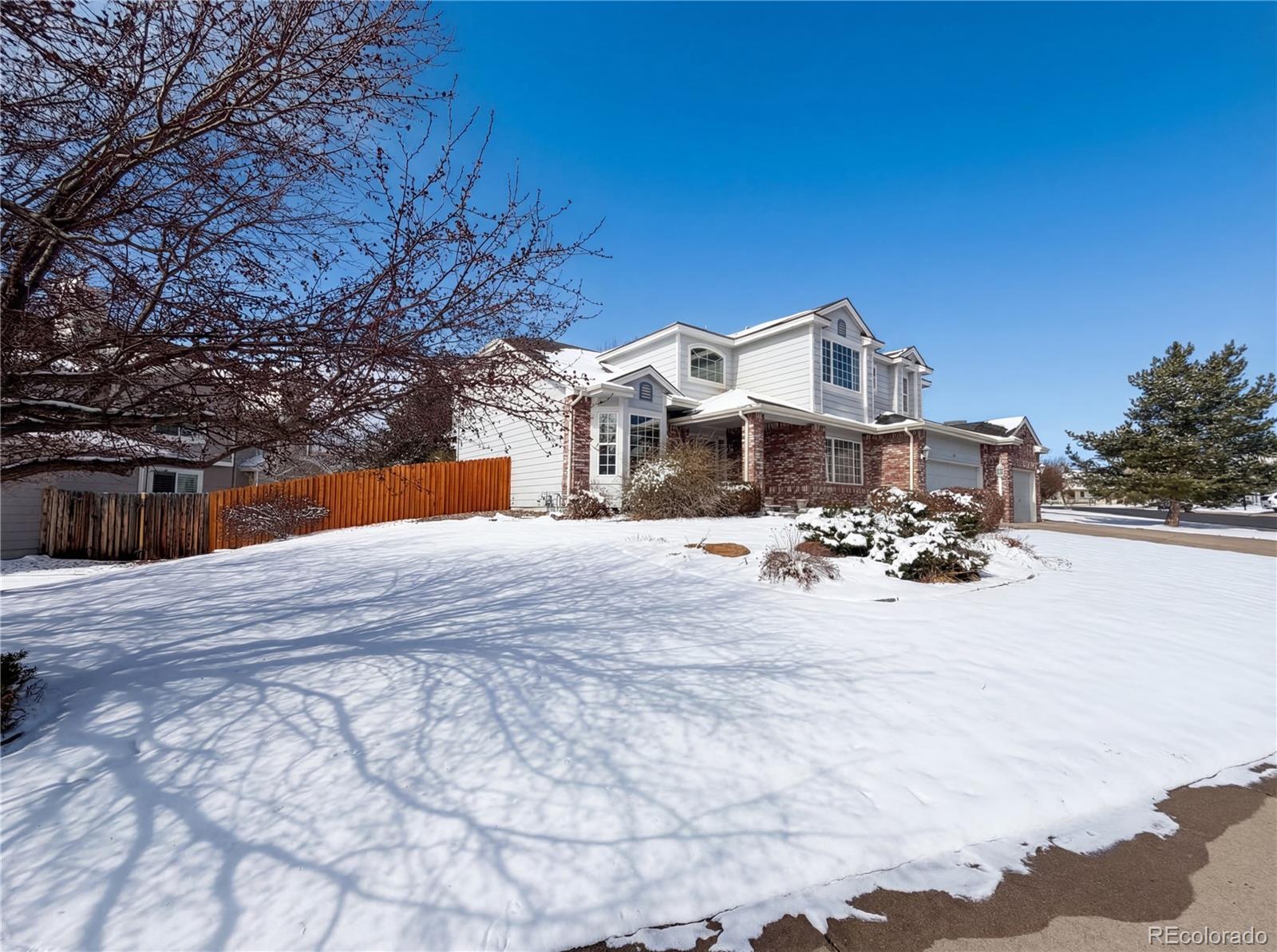 5817 S Espana Street Aurora CO 80015