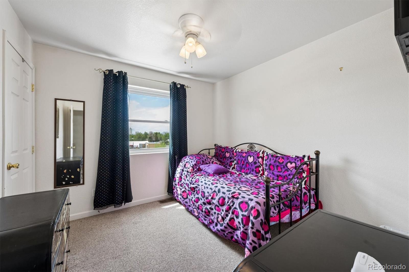 6137 Kearney Street Commerce City CO 80022