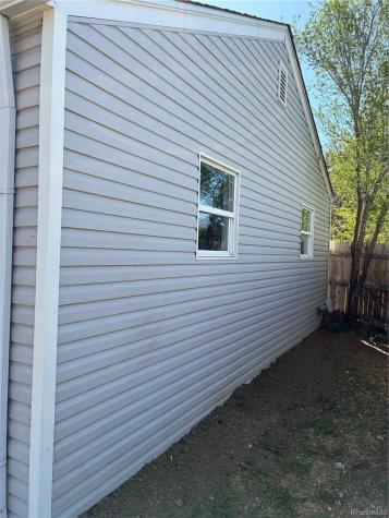 1989 Beeler Street Aurora CO 80010