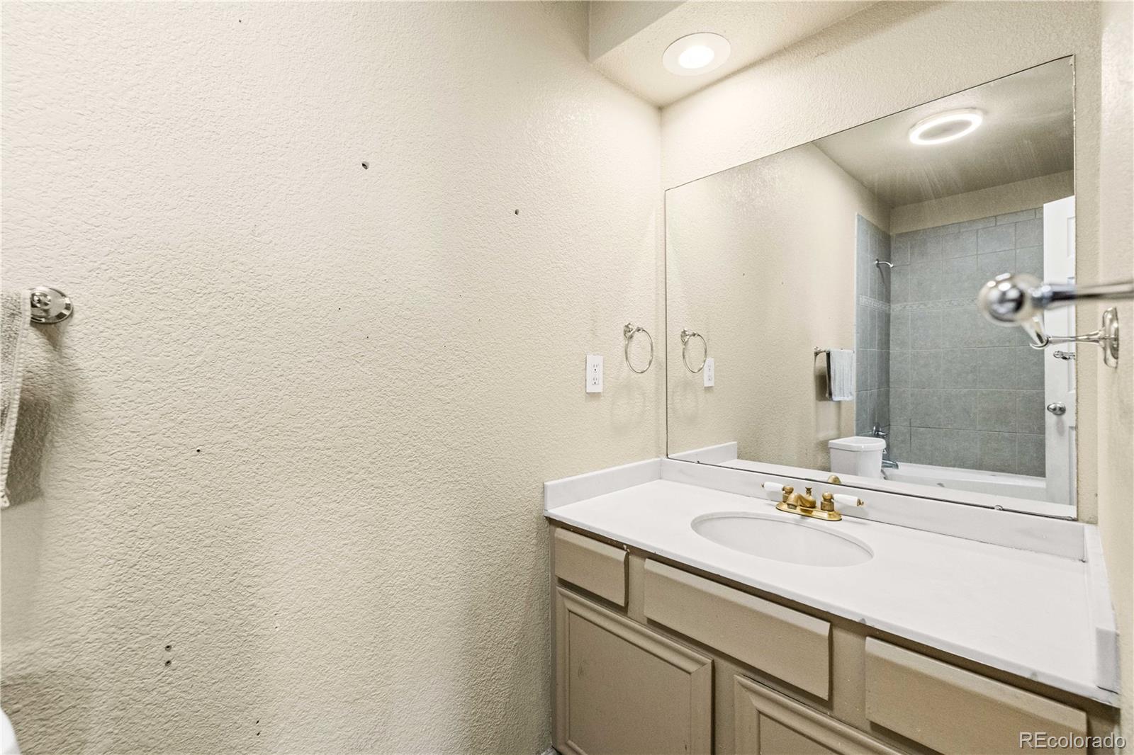 6449 S Locust Way Centennial CO 80111