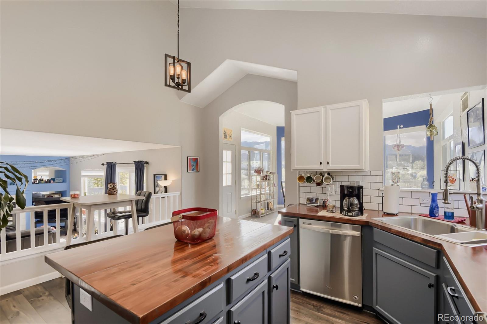 7431 Bison Place Littleton CO 80125