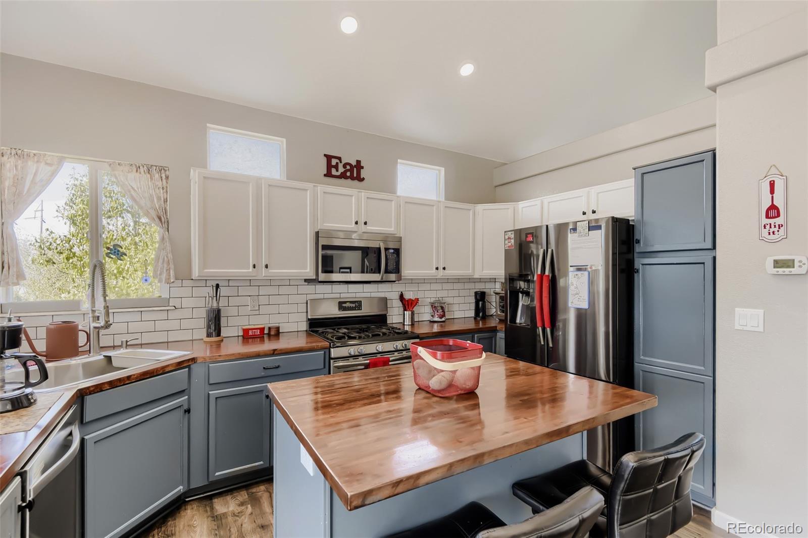 7431 Bison Place Littleton CO 80125