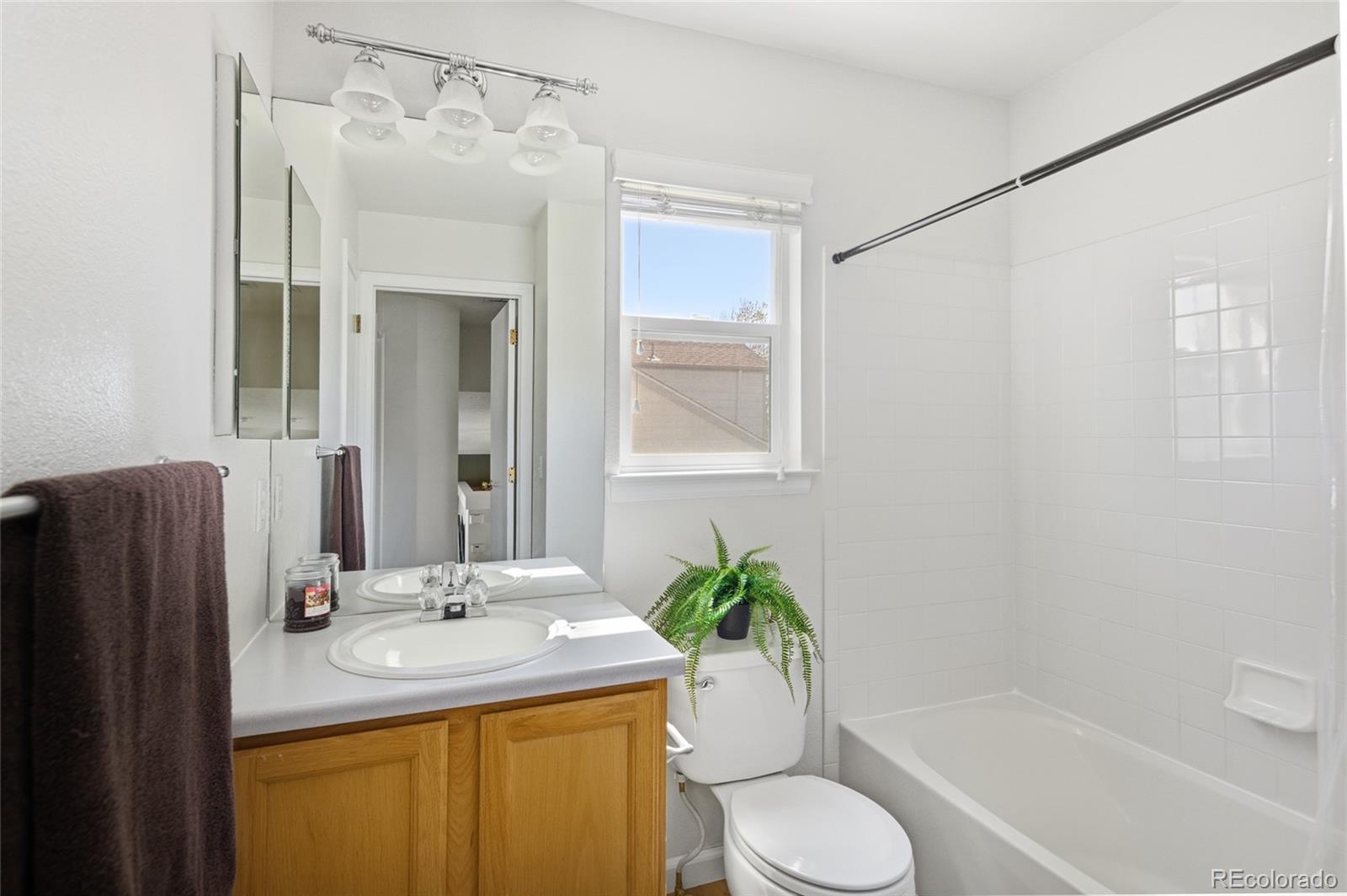 3528 S Ceylon Way Aurora CO 80013