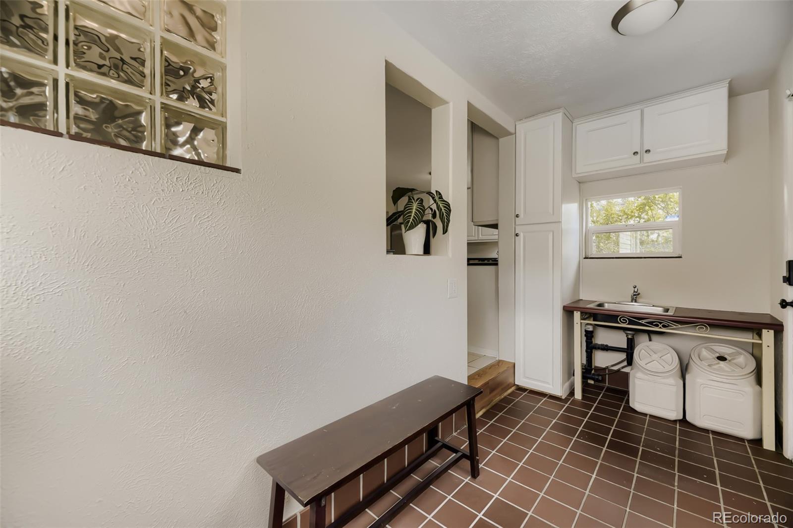5611 S Hickory Street Littleton CO 80120