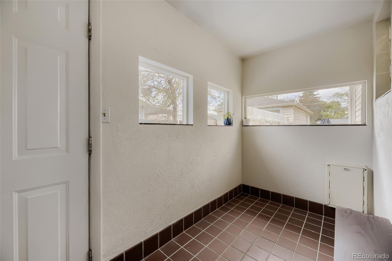 5611 S Hickory Street Littleton CO 80120