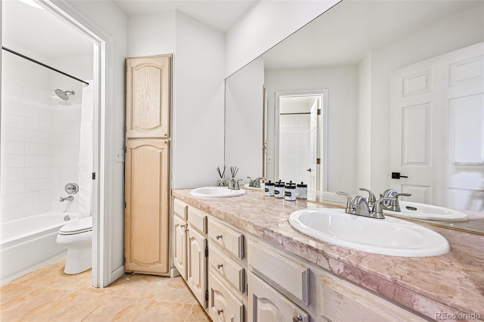 9315 Sulton Court Highlands Ranch CO 80126