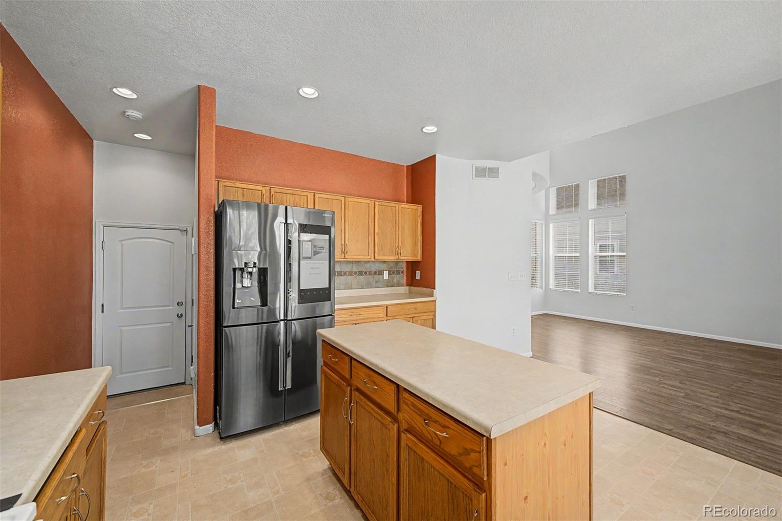 9885 E 112th Way Commerce City CO 80640