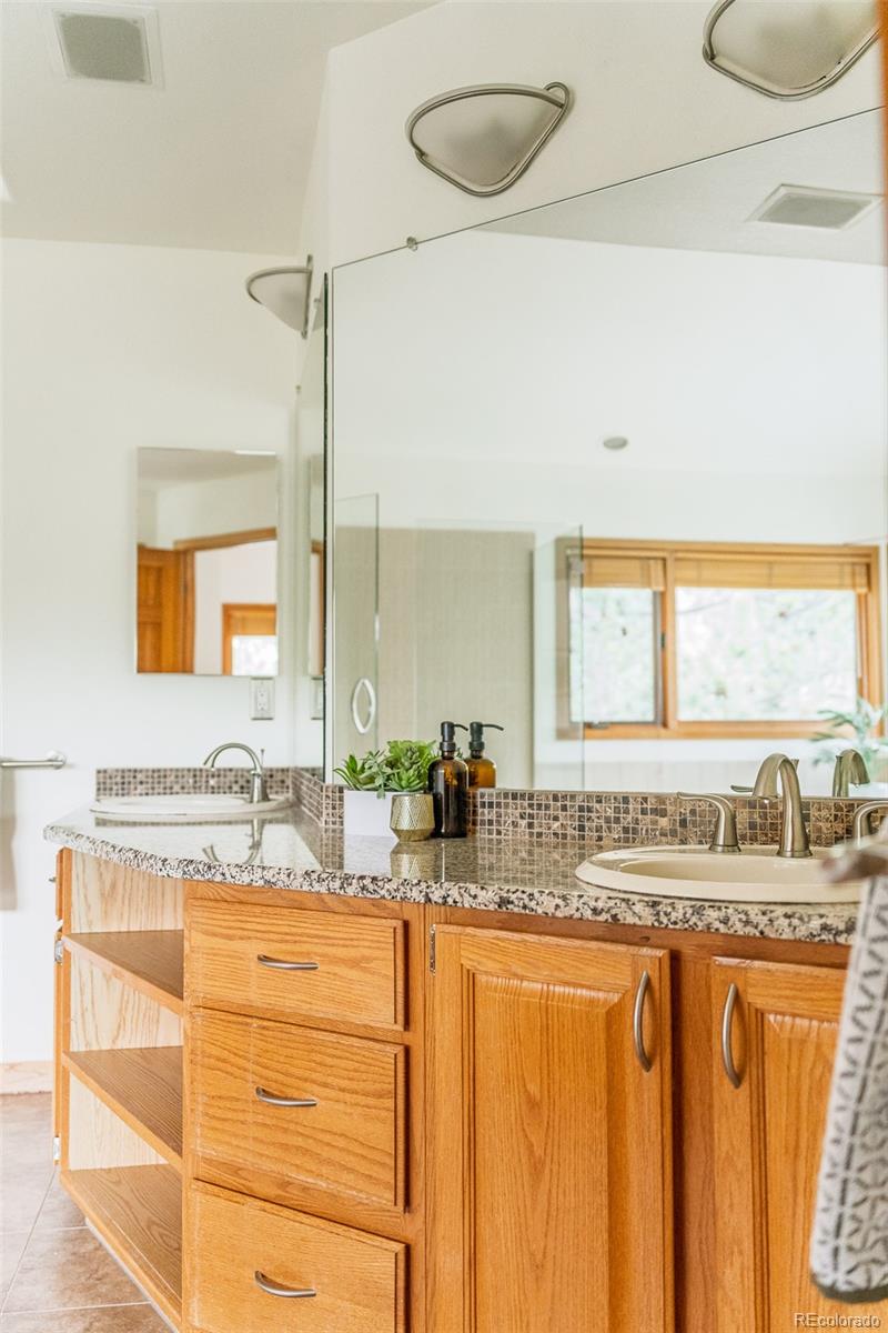 2290 Juniper Court Golden CO 80401