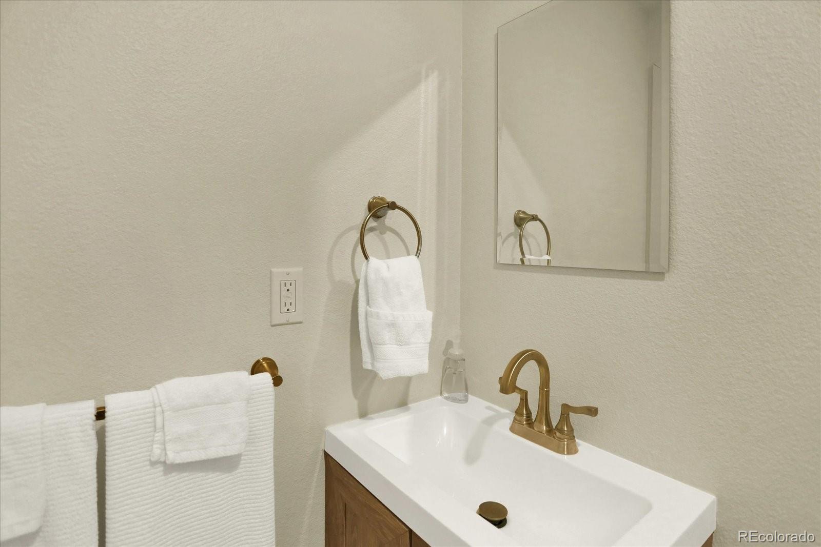 9689 Townsville Circle Highlands Ranch CO 80130