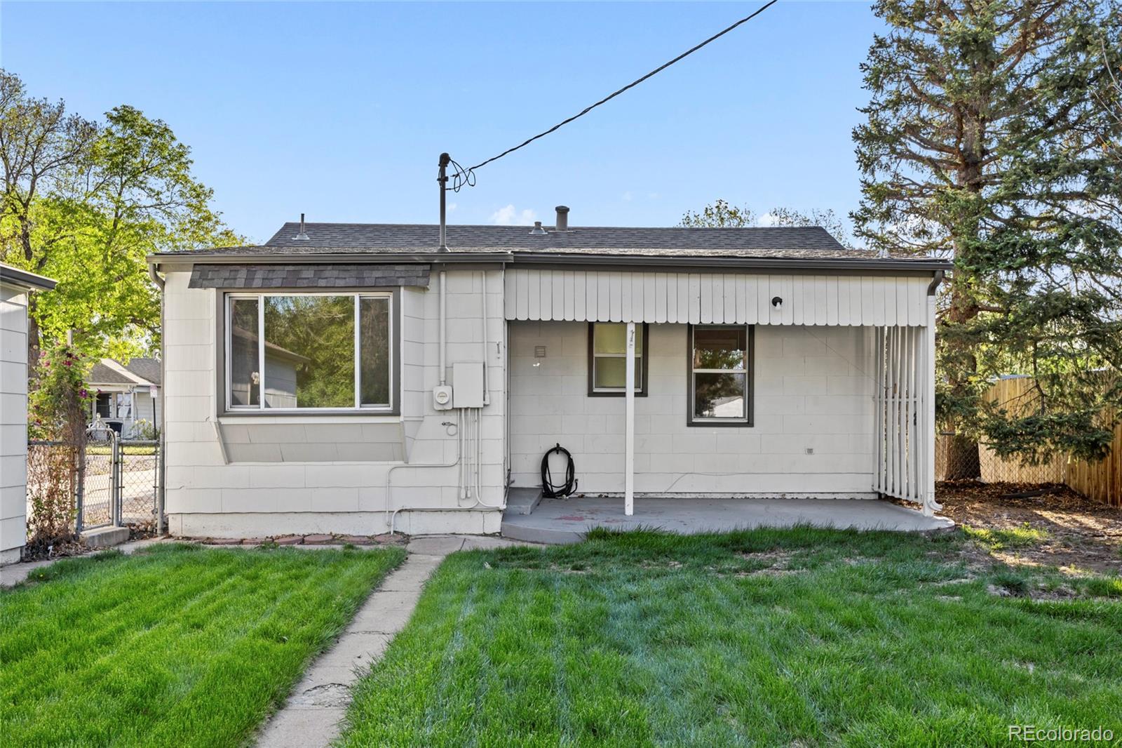 2060 S Knox Court Denver CO 80219