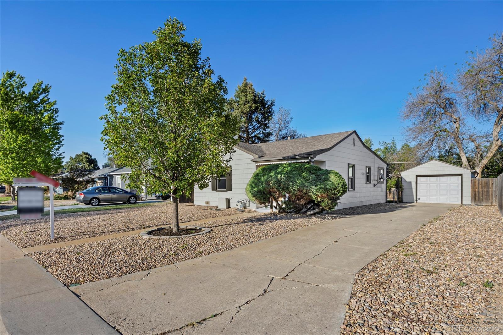2060 S Knox Court Denver CO 80219