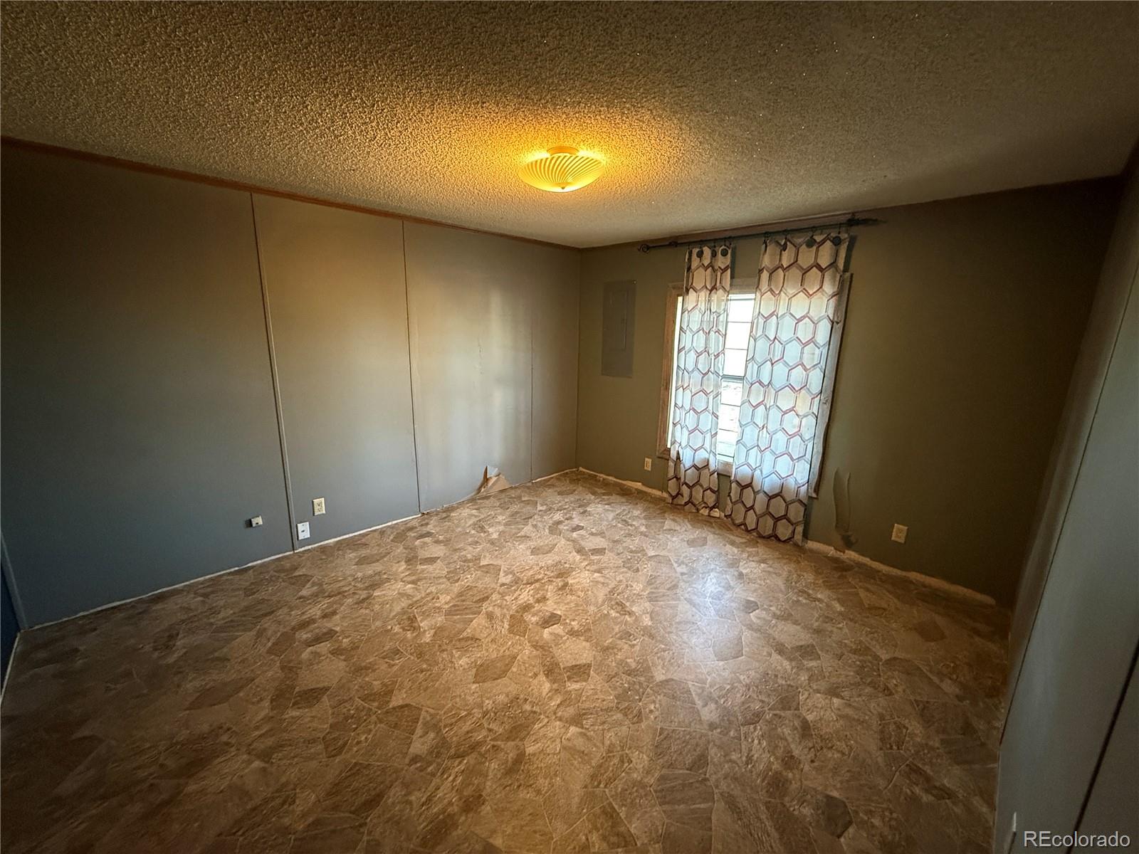 213 Flores Street Sanford CO 81151