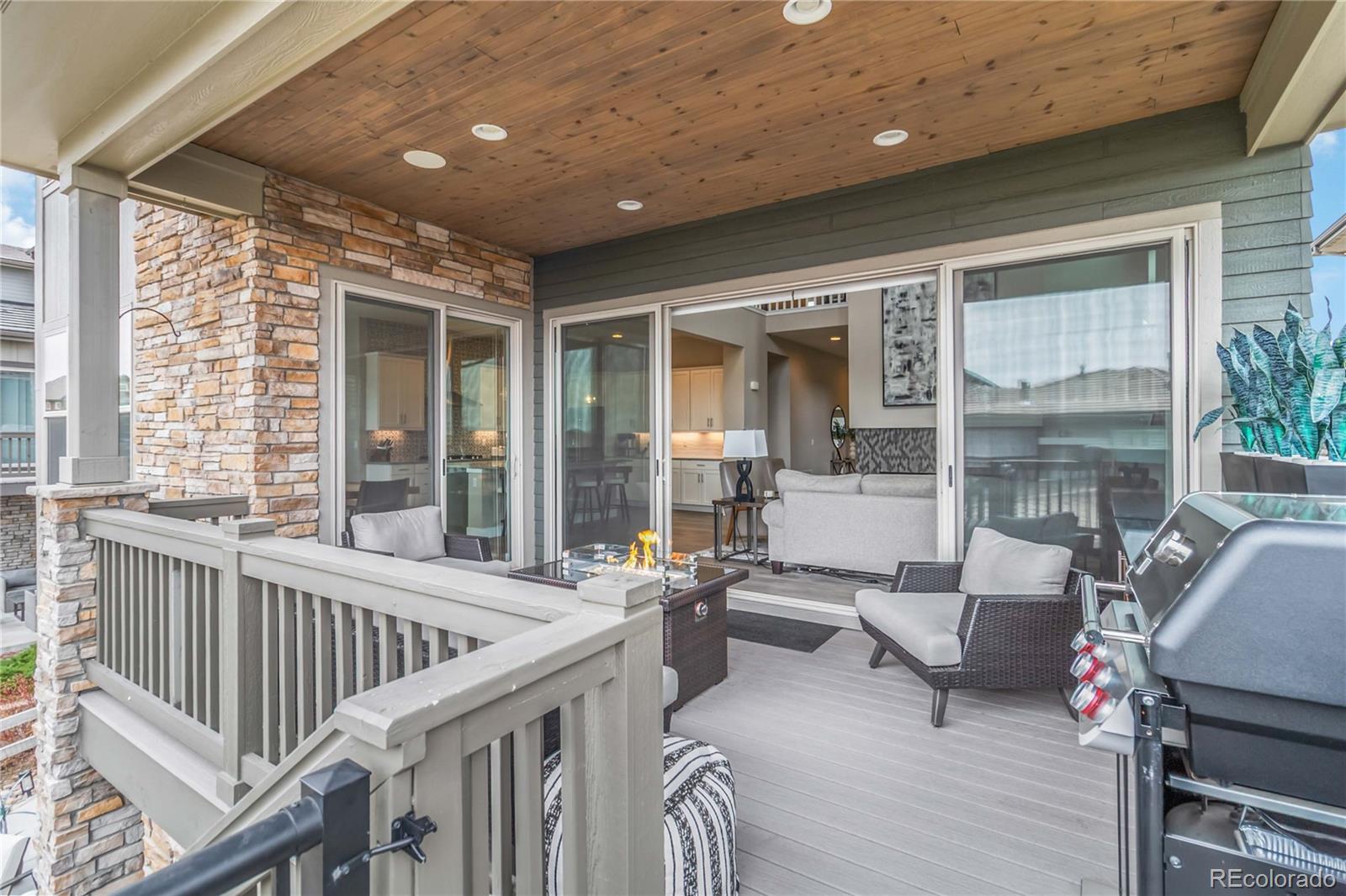 489 Meadowleaf Lane Highlands Ranch CO 80126