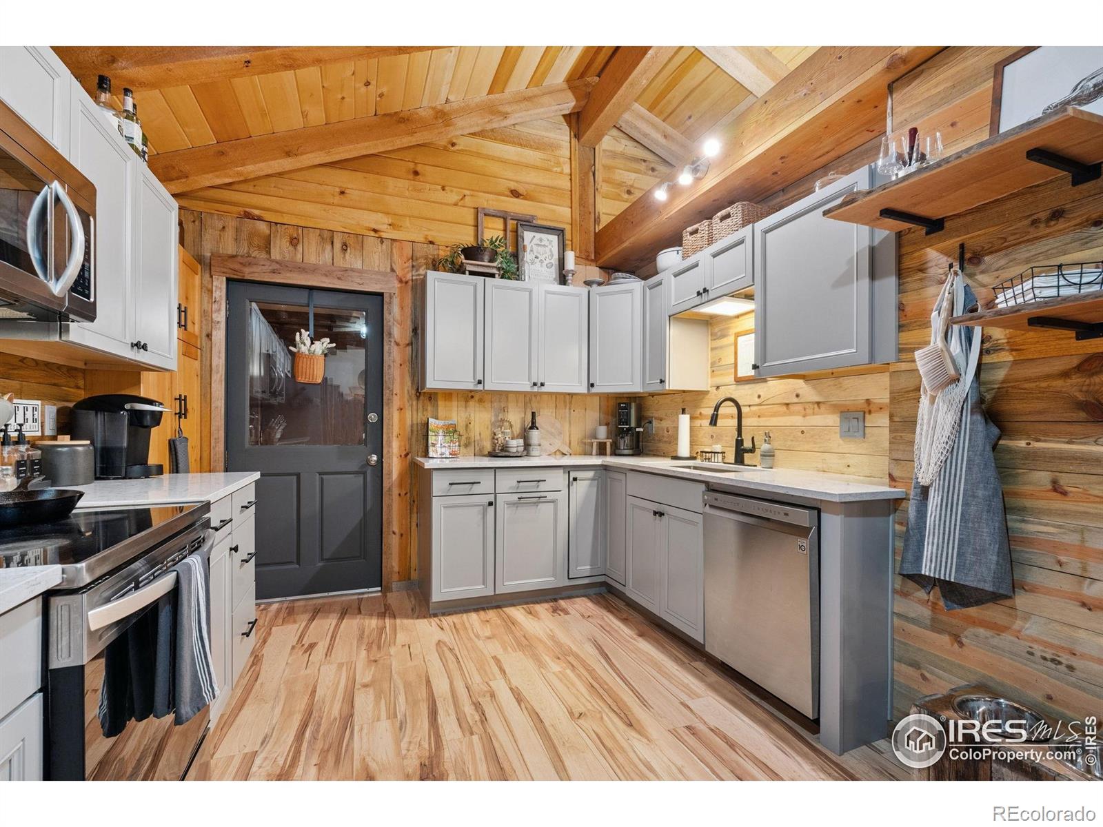 32224 Poudre Canyon Road Bellvue CO 80512
