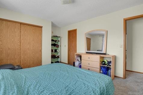 1890 Granby Court Aurora CO 80011