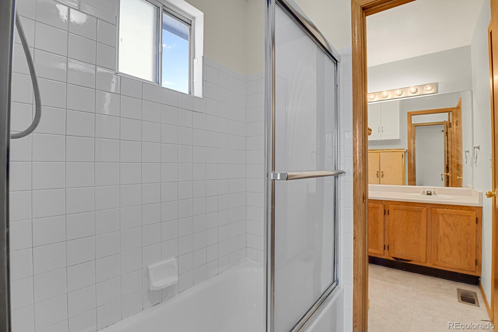 1890 Granby Court Aurora CO 80011