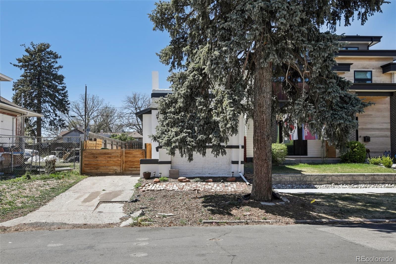 2715 N Cook Street Denver CO 80205