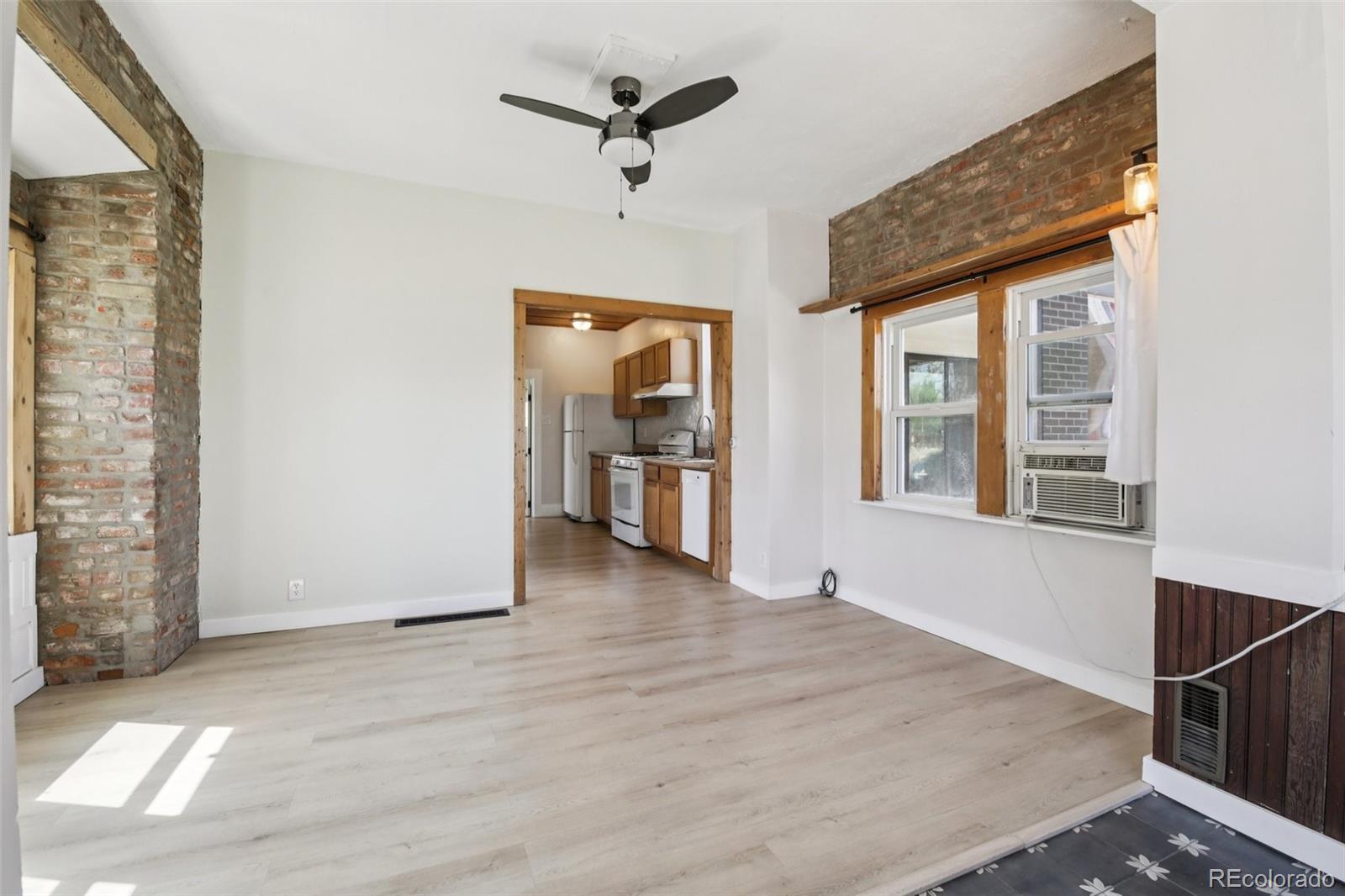 2715 N Cook Street Denver CO 80205