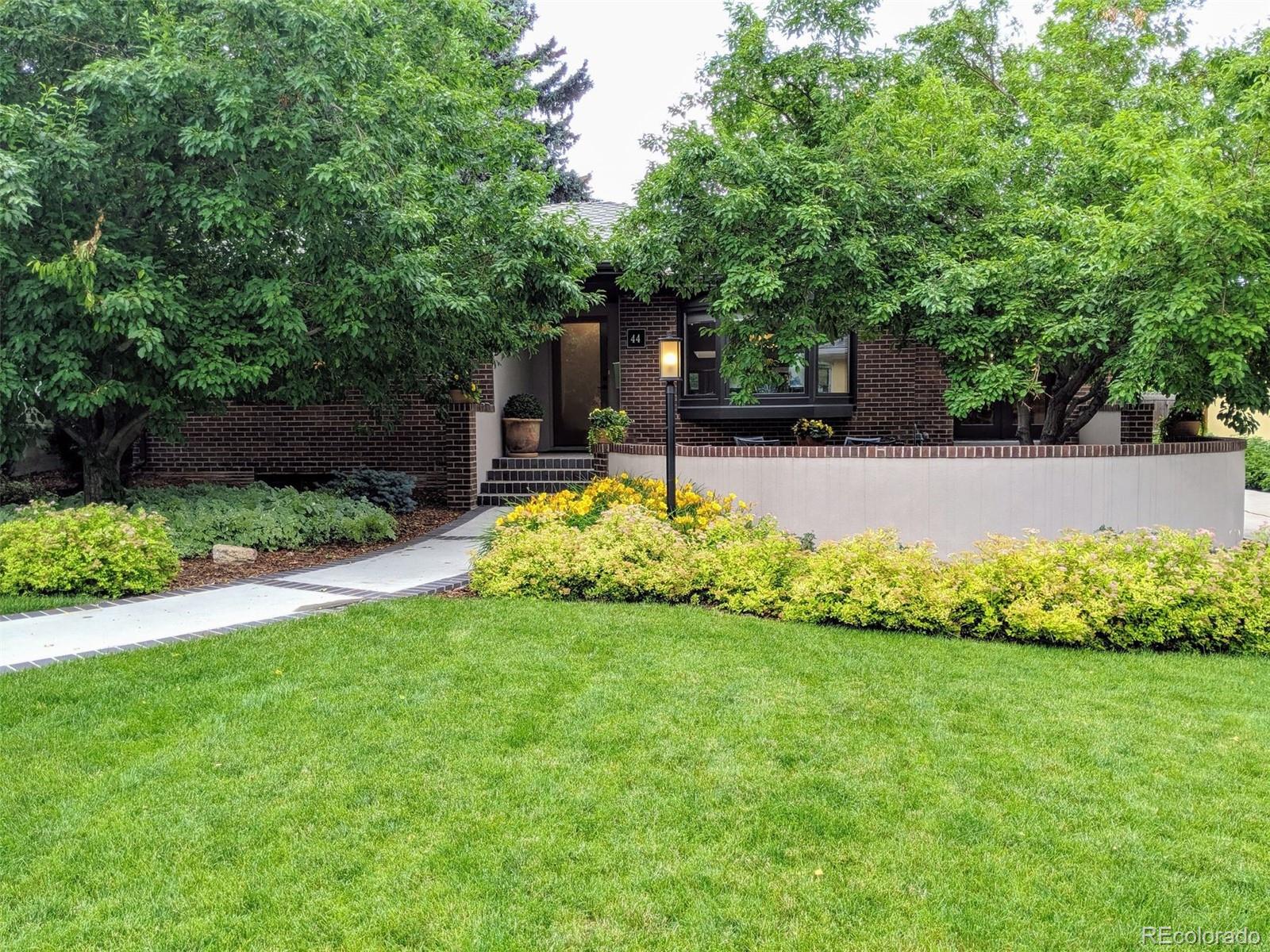 Denver CO, 44 Ash Street