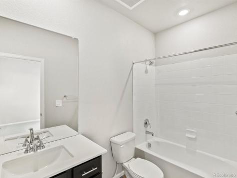 1607 Nathan River Drive Windsor CO 80550