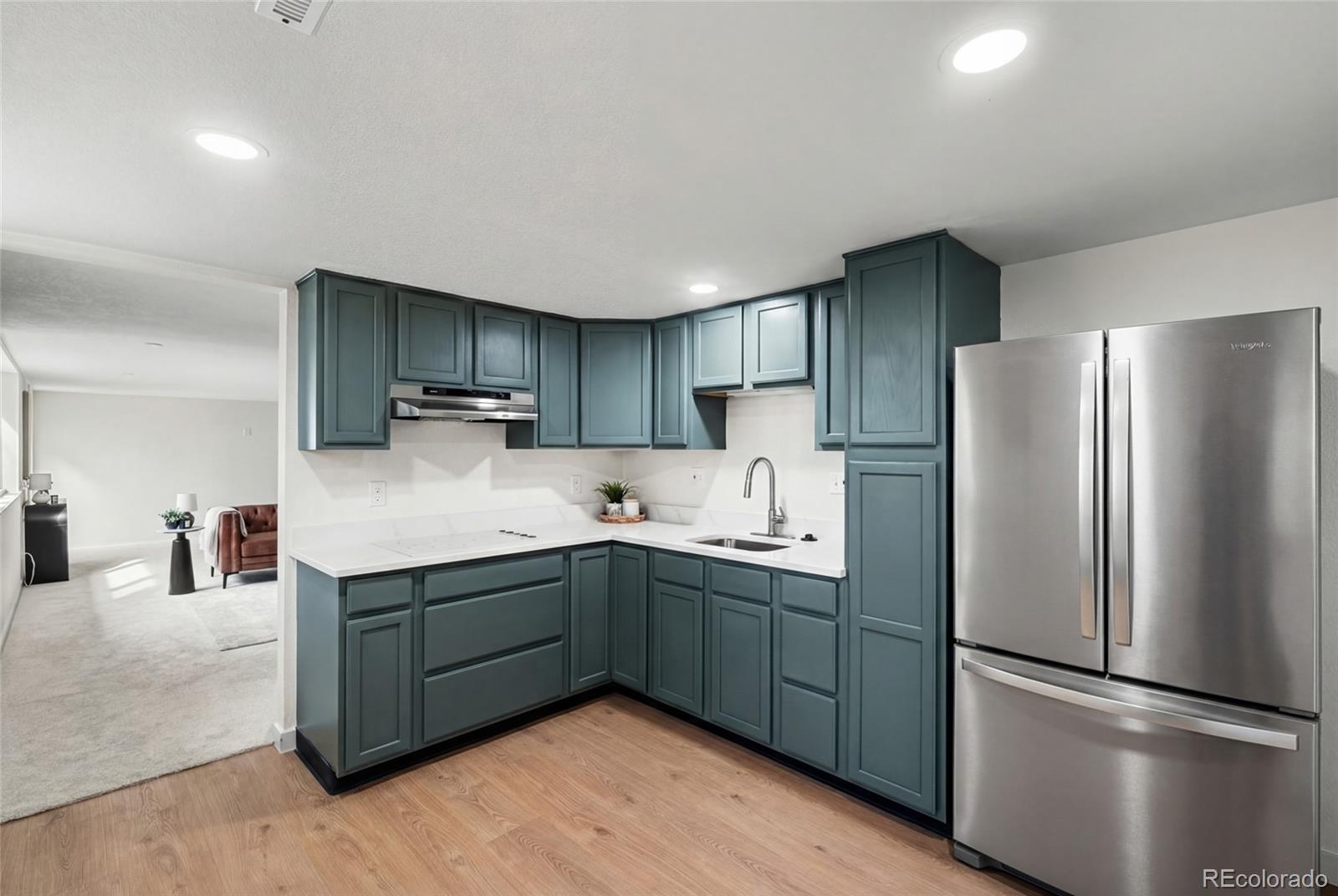 835 Hillside Court Longmont CO 80501