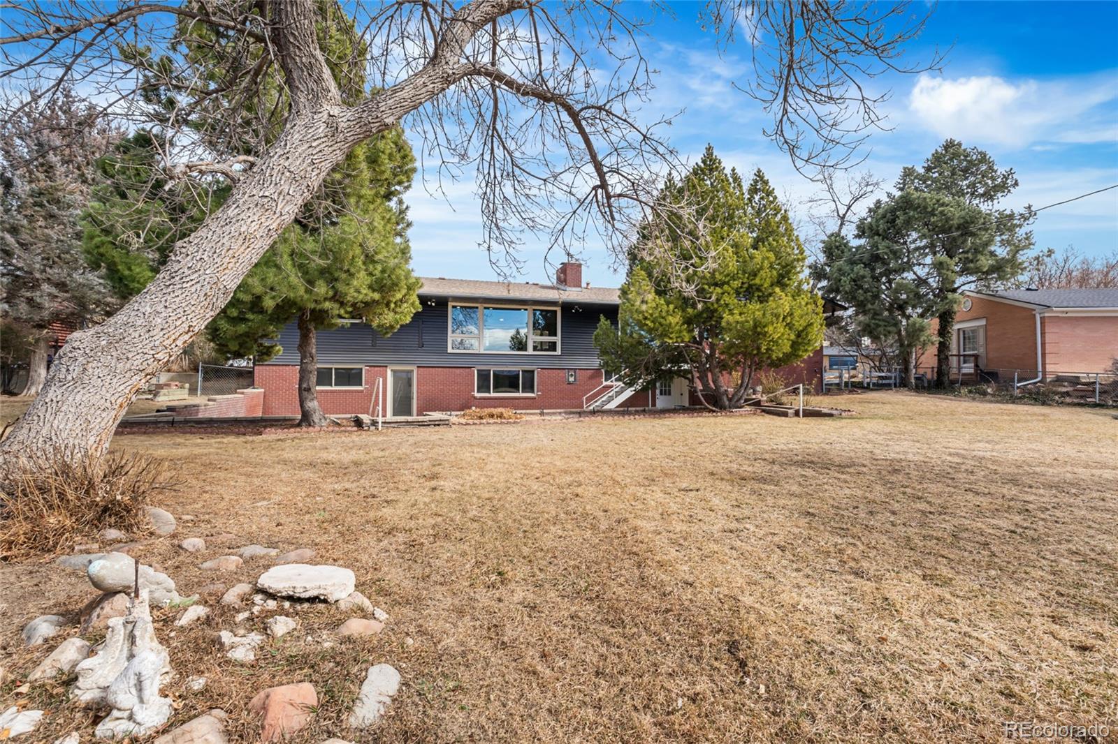835 Hillside Court Longmont CO 80501