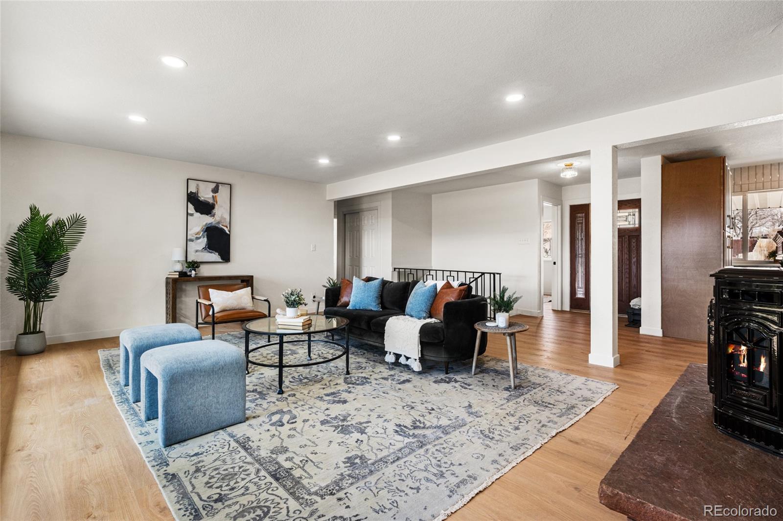 835 Hillside Court Longmont CO 80501