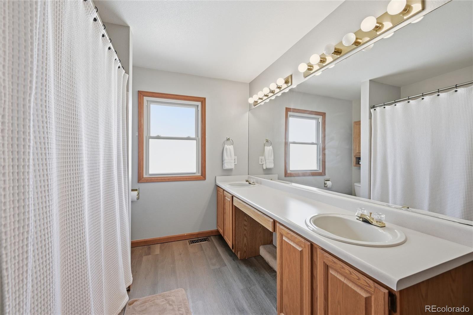 5835 S Danube Circle Aurora CO 80015