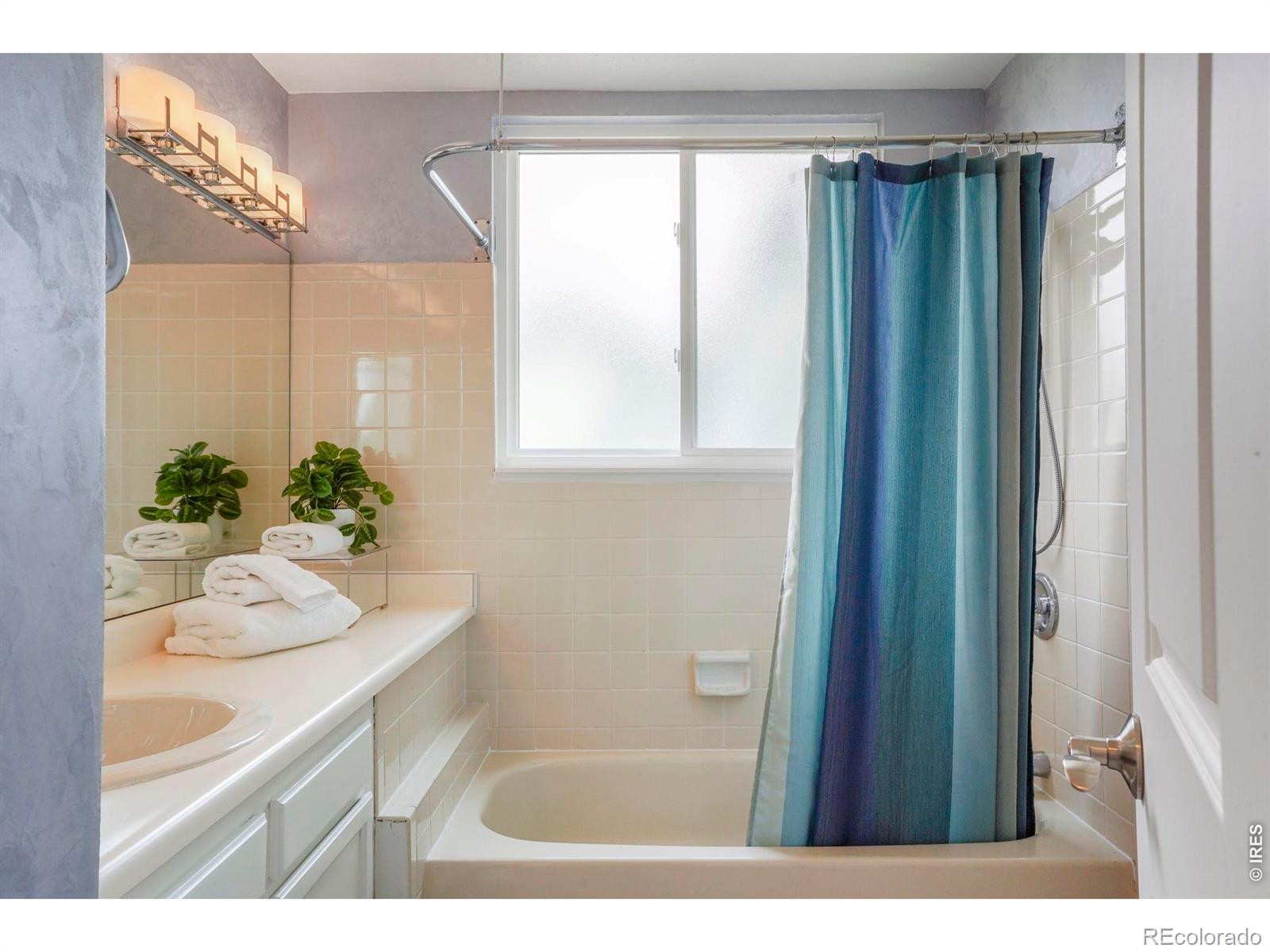 2460 Sunset Drive Longmont CO 80501