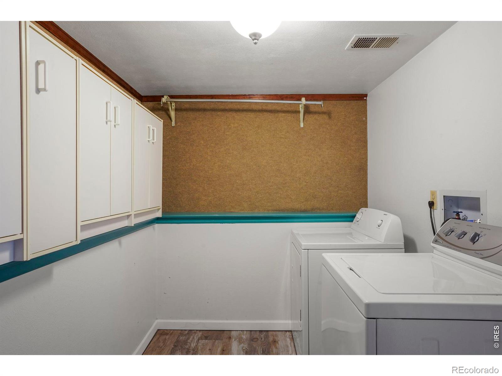2460 Sunset Drive Longmont CO 80501