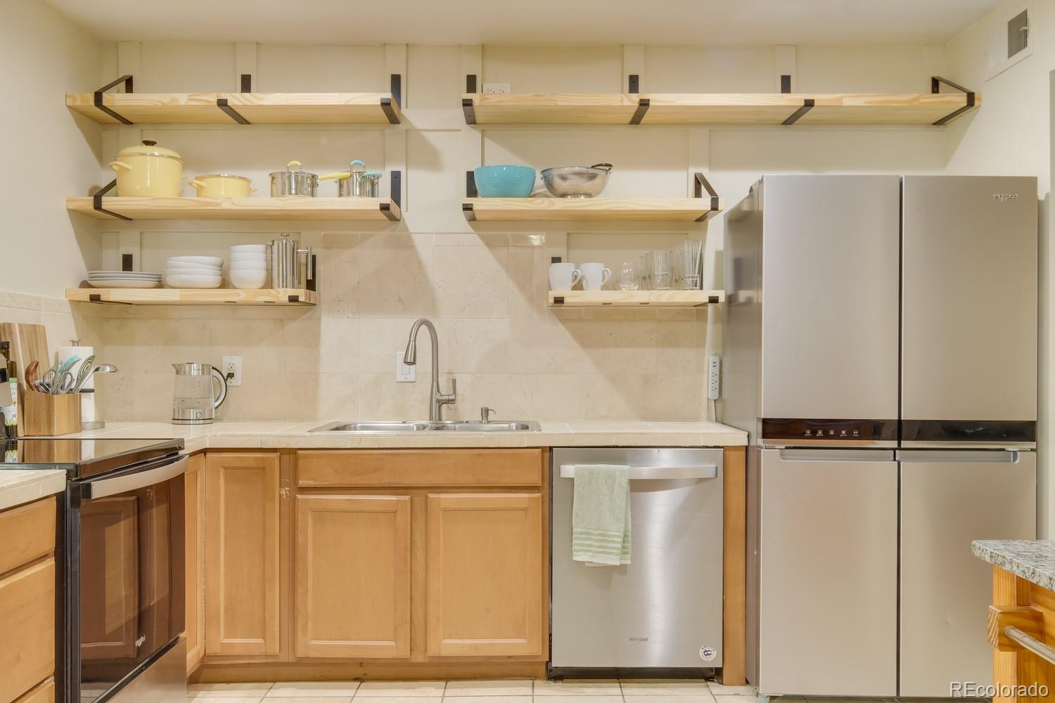 761 Troy Street Aurora CO 80011