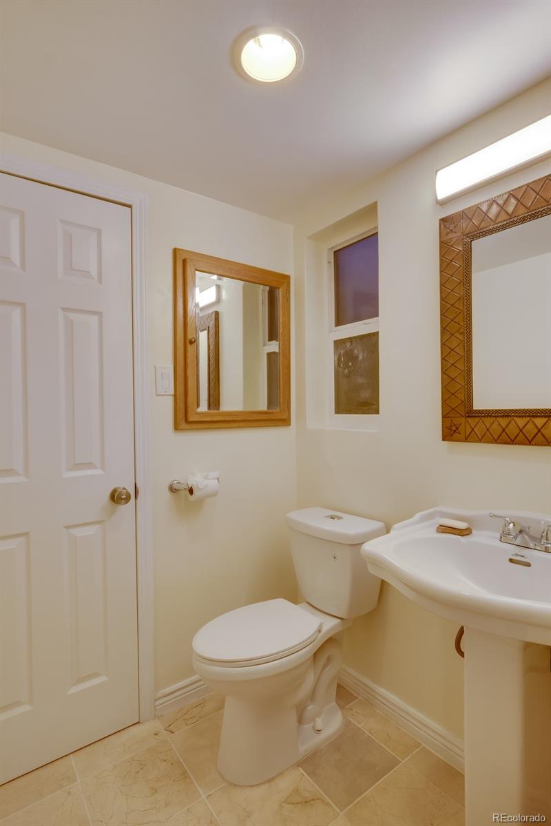 761 Troy Street Aurora CO 80011