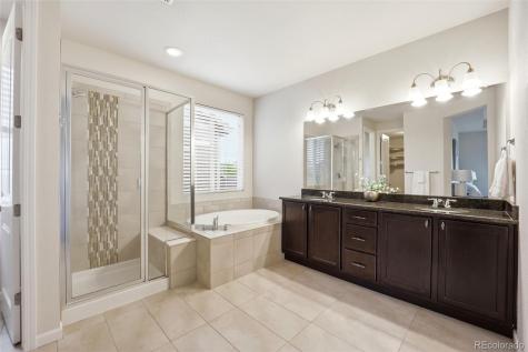 7566 S Quantock Court Aurora CO 80016