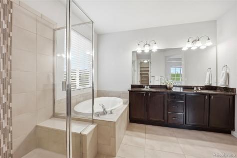 7566 S Quantock Court Aurora CO 80016